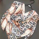 روسری فانتزی فندی