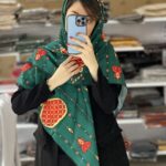 روسری یلدایی زمینه سبز