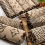 روسری ژاکارد بژ