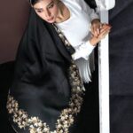 روسری قواره 120 حاشیه گل طلایی