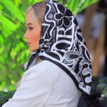 بیبی اسکارف ابریشم فانتزی دیور