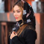بیبی اسکارف مشکی گل درشت