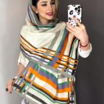 شال کرمی حاشیه رنگی