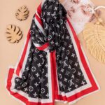 شال لویی ویتون حاشیه دار