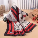 شال پاییزه هرمس حاشیه دار