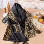 شال مخمل پلنگی