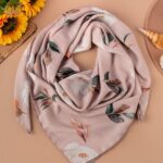 روسری مادرانه طرح ارکیده