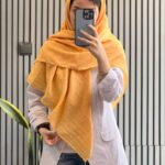 روسری نخی خردلی