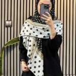 روسری خالخالی سفید مشکی