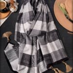 شال چهارخونه طوسی پاییزی