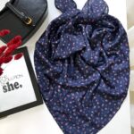 روسری قواره 100 شکوفه سرمه ای (ایراد جزئی)