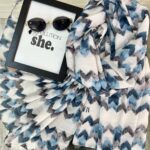 شال زیگزاگ آبی