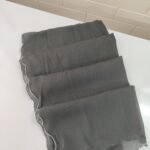 شال دور مرواریدی طوسی