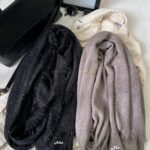 شال بوکله پولکی خاکی