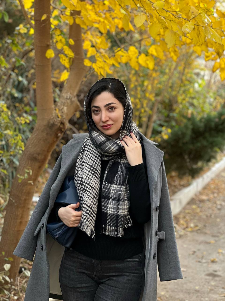 IMG_20251213_142638_505 شال موهر مارسلو بلک - Image 1